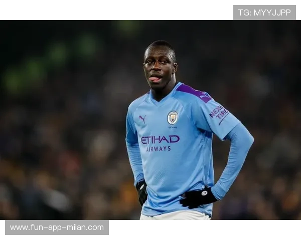 曼城瞄准德甲金童,瓜帅亲自出马推动转会,未来可期 曼城瞄准德甲金童,瓜帅亲自出马推动转会,未来可期