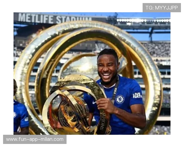 切尔西倒三角传中，恩昆库抢前点破门